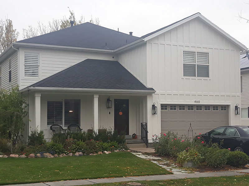 Cream colored home with Hardie Board siding